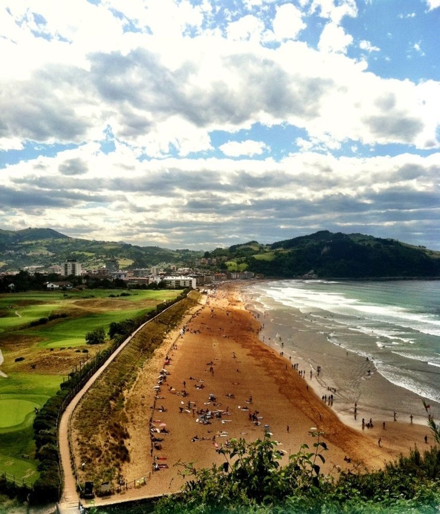 Zarautz Beachside Surf Camp المظهر الخارجي الصورة